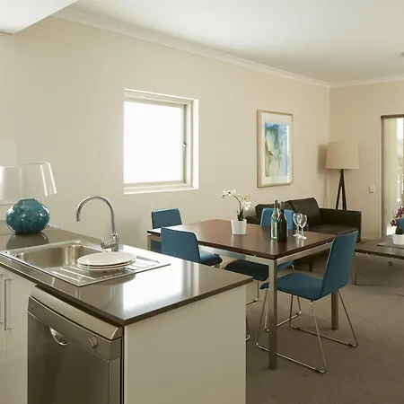 Baileys Serviced Apartments Perth Exterior photo